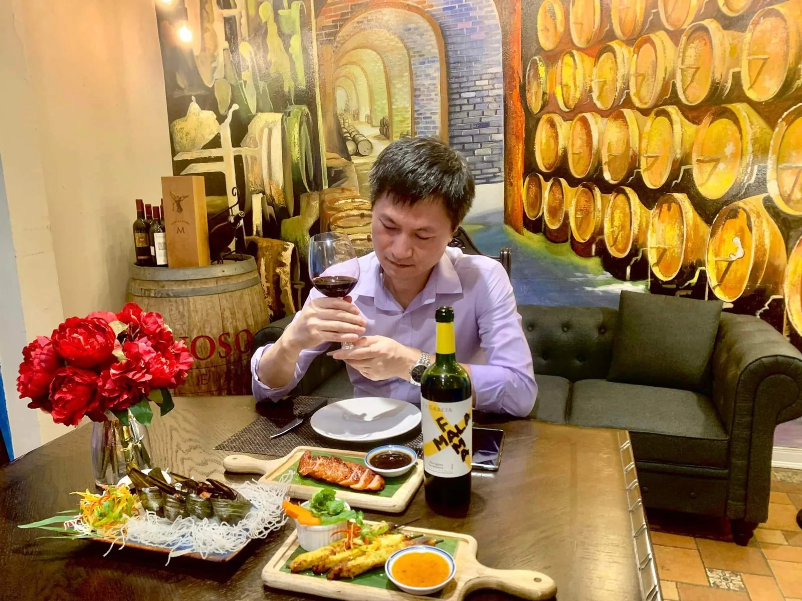 Uống rượu vang