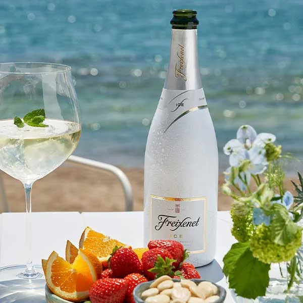Rượu vang sủi Freixenet Ice ảnh 3