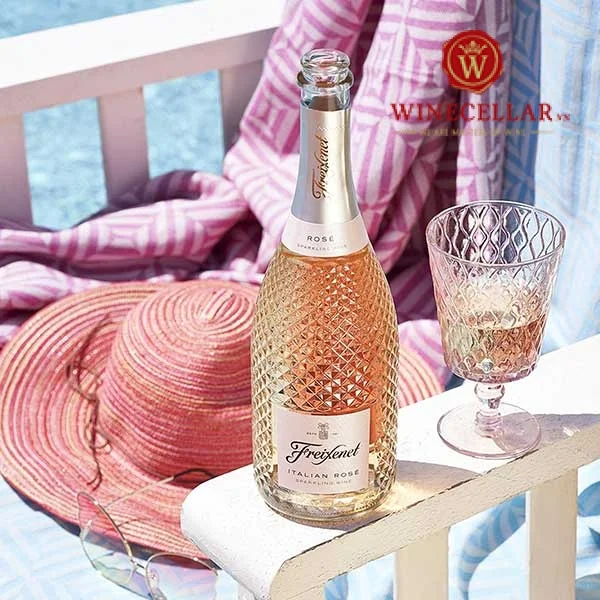 Rượu Vang Ý Freixenet Italian Rosé Sparkling Wine Extra Dry ảnh 3